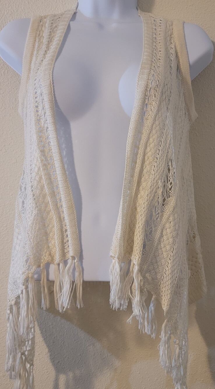 2 Hip By Wrapper Cream Crochet Open Front Knit Cardigan Sweater XL Fringed Boho